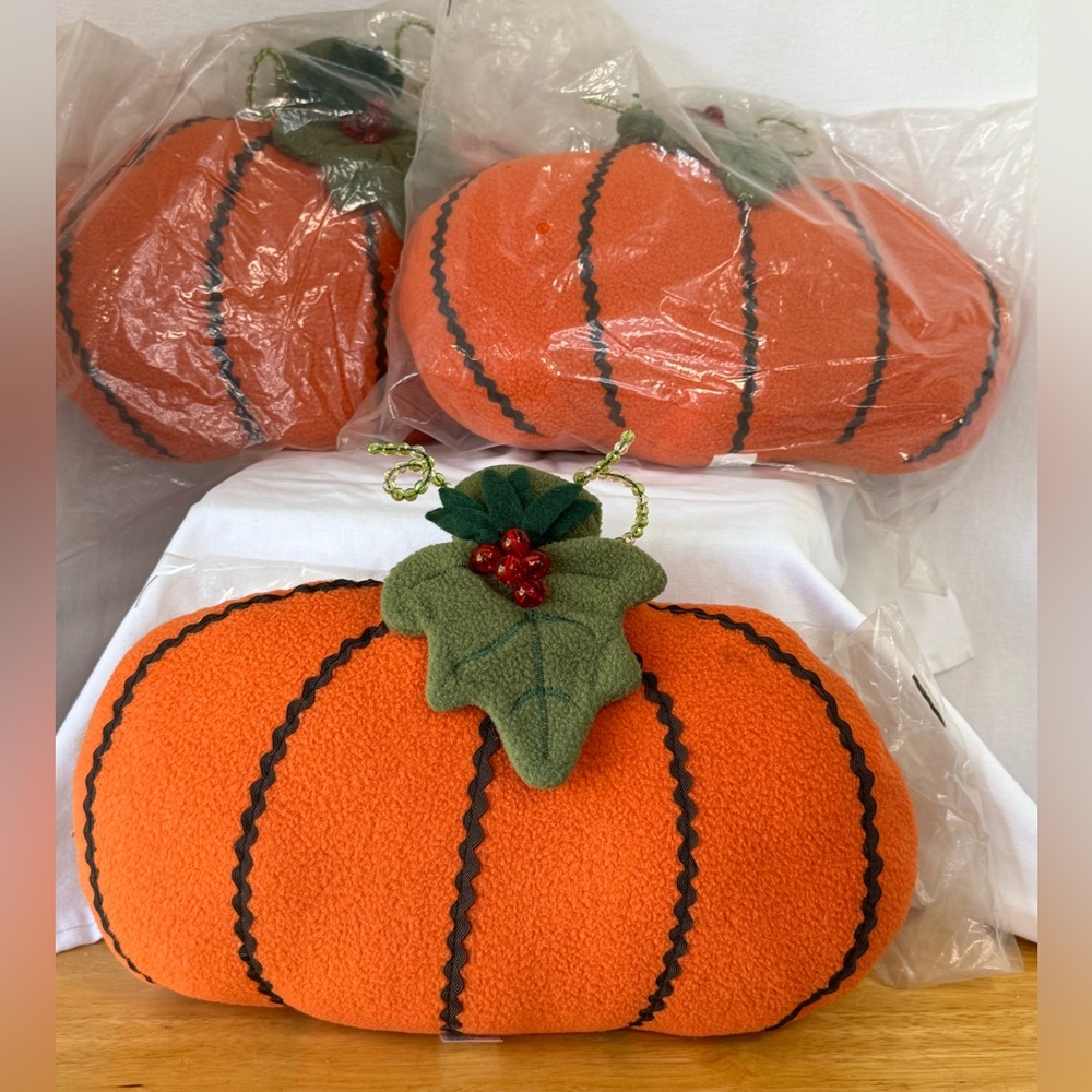Soft Fleece Pumpkin Accent Pillows (set of 3)